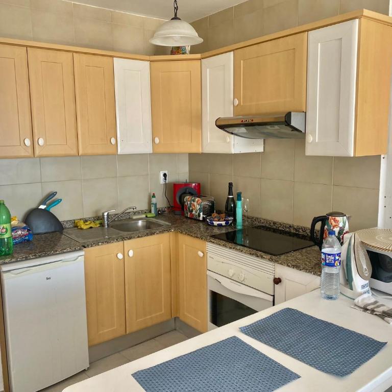 Apartamentos Los Dragos - Two-Bedroom Apartment - 24