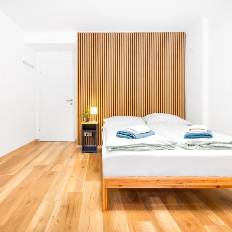 Lendkanal - City - Netflix - Waschmaschine - Kaffeevollautomat - 8 Pax - 4 Schlafzimmer - Apartment mit 4 Schlafzimmern - 4