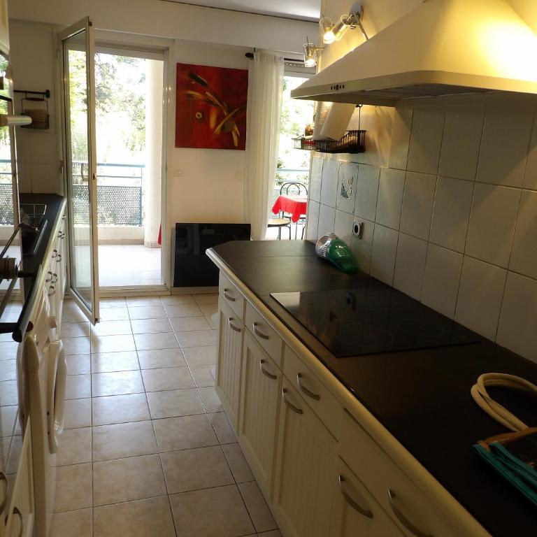 3P, Cannes, Domaine securise, Piscine, Tennis, Golf, 3 Etoiles - Appartement 2 Chambres - 11