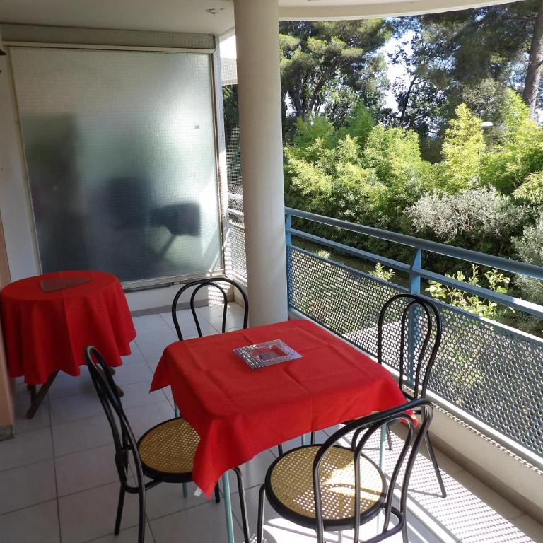 3P, Cannes, Domaine securise, Piscine, Tennis, Golf, 3 Etoiles - Appartement 2 Chambres - 19