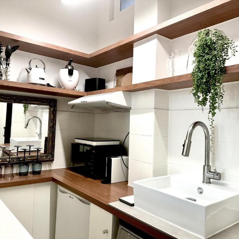Studio climatisé pour 1 ou 2 personnes au 109 avenue Mozart Paris 16 - Appartement 1 Chambre - 11