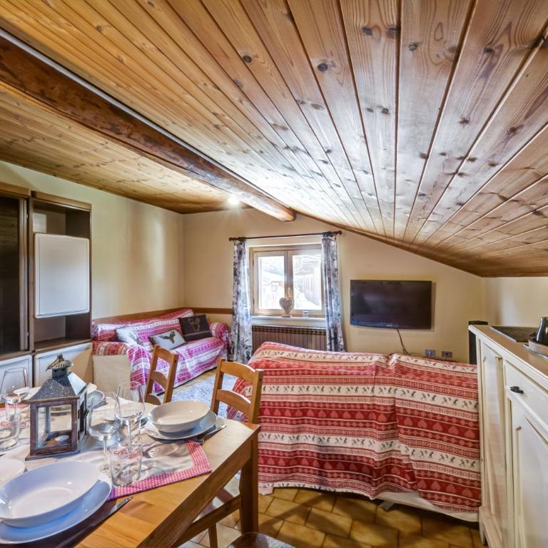 Maison Zerbion Antagnod - Attic Charm Apartment Lounge and Garden CIR 0103 - Casa con 2 Camere da Letto - 14