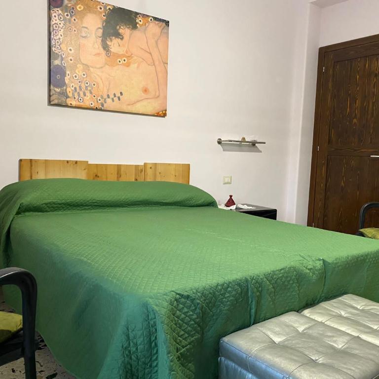 a casa di Martina - Three-Bedroom Standard Apartment - 15