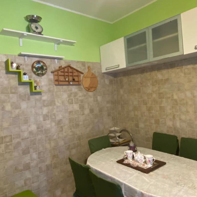 a casa di Martina - Three-Bedroom Standard Apartment - 16