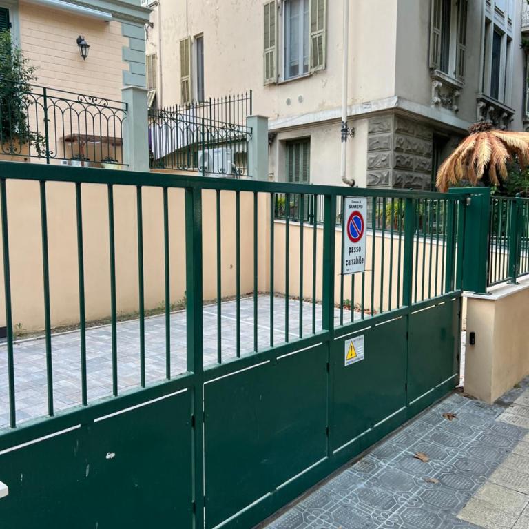 Villa Lualdi Suite Sanremo - Appartamento con 2 Camere da Letto - 21
