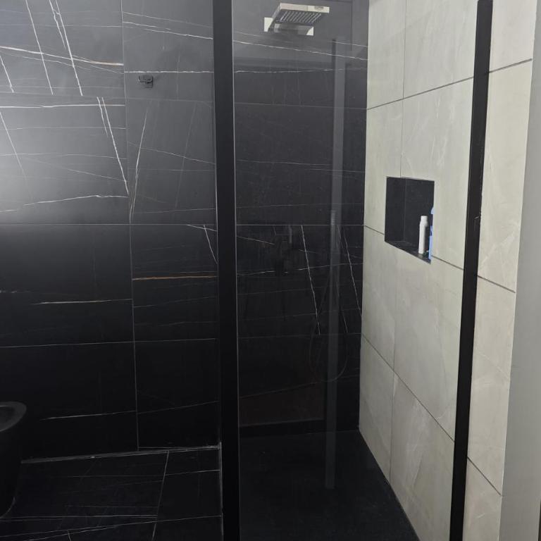 Celeste Home Center - Double Room with Private Bathroom - 9