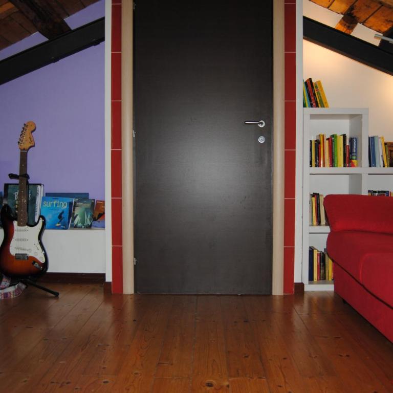 Rooftop Suite City Centre with Garage - One-Bedroom Apartment - 7
