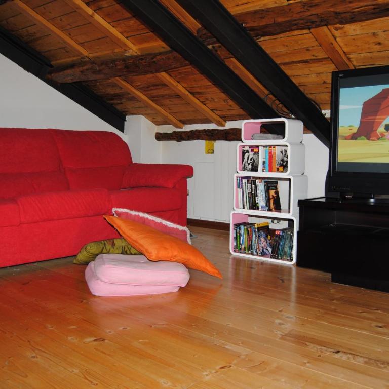 Rooftop Suite City Centre with Garage - One-Bedroom Apartment - 15
