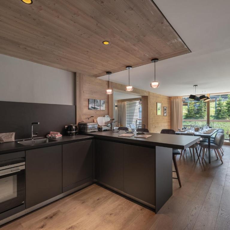 Appartement moderne 133m² à Courchevel, proche télécabine, avec WiFi et parking - FR-1-562-80 - Apartment - 2