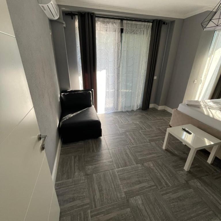 L&A Luxury Apartments - Apartman sa Balkonom - 5