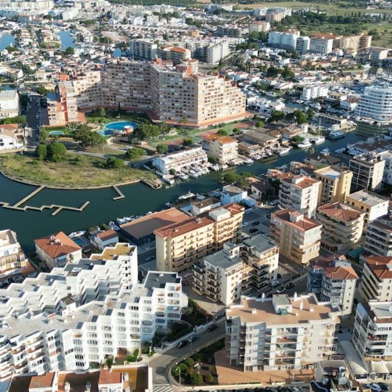 Spacieux Appartement Rose front mer et piscine - Apartamento de 1 dormitorio - 40