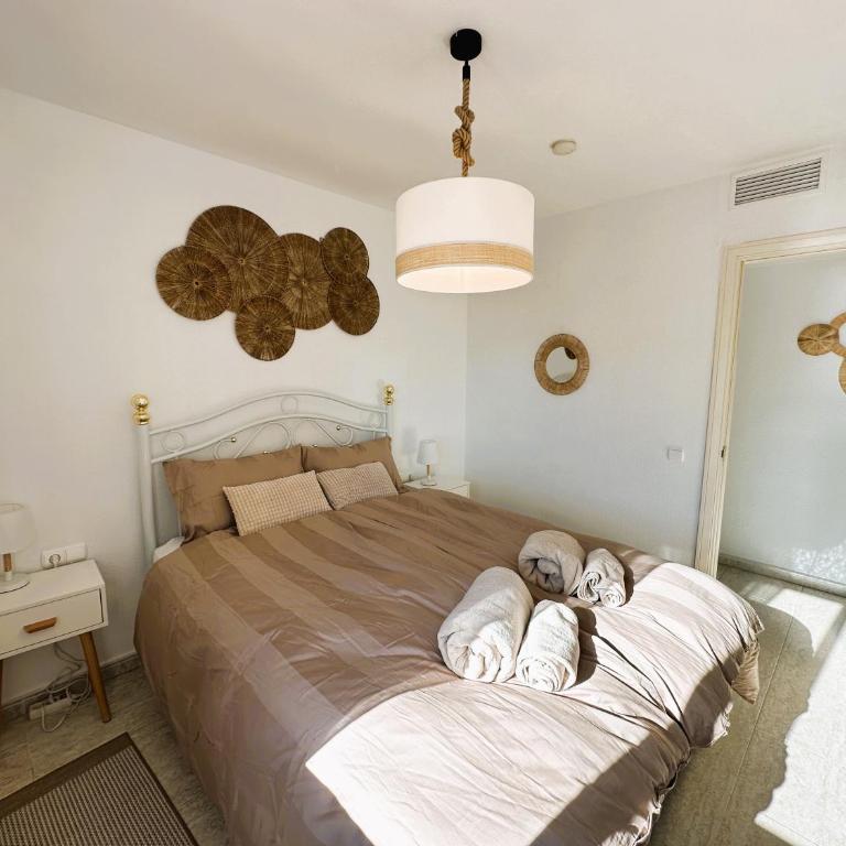 Beach Apartment with Pool & Gym - Two-Bedroom Apartment - 12