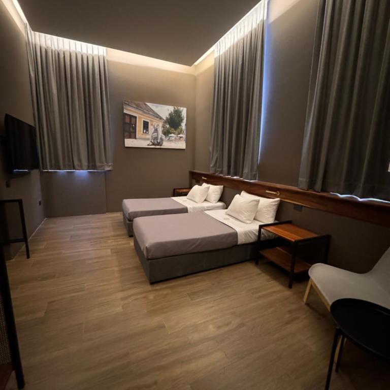 AMAE21 Lofts - Deluxe Twin Room - 5