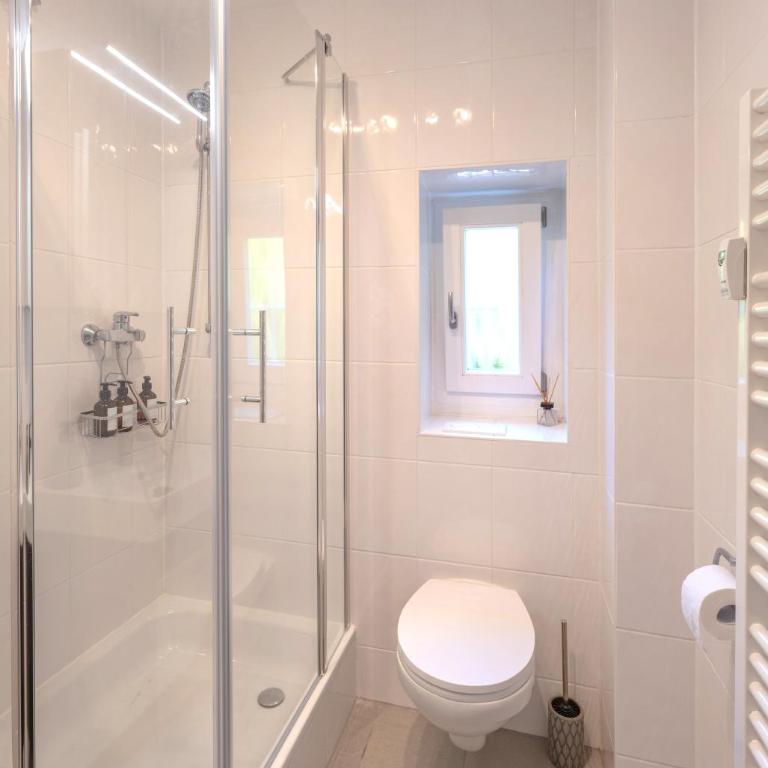 SweetHome - Küche, Stellplatz, WLAN, Nähe S-Bahn - Appartamento con 3 Camere da Letto - 19
