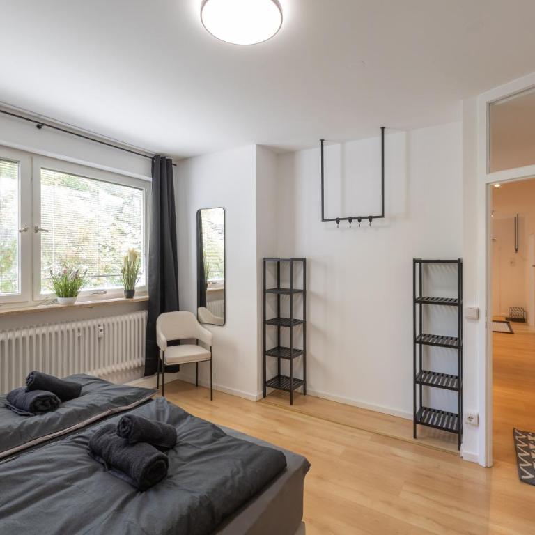 SweetHome - Küche, Stellplatz, WLAN, Nähe S-Bahn - Appartamento con 3 Camere da Letto - 32