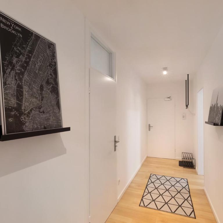 SweetHome - Küche, Stellplatz, WLAN, Nähe S-Bahn - Appartamento con 3 Camere da Letto - 38