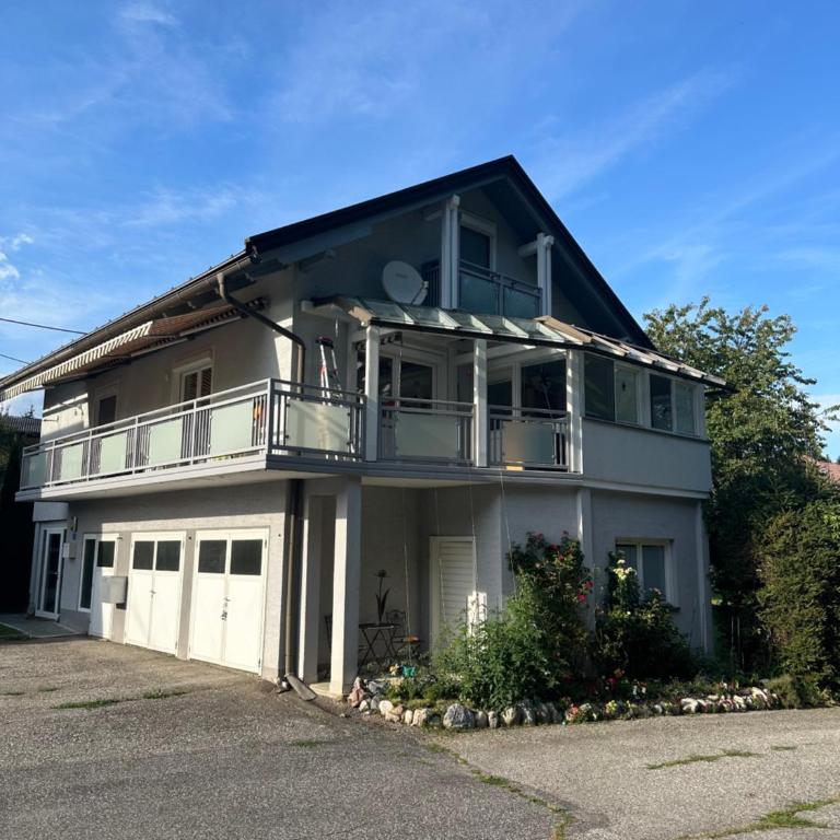 Ferienwohnung Waldblick, Faaker See - Apartment mit 1 Schlafzimmer und Balkon - 4