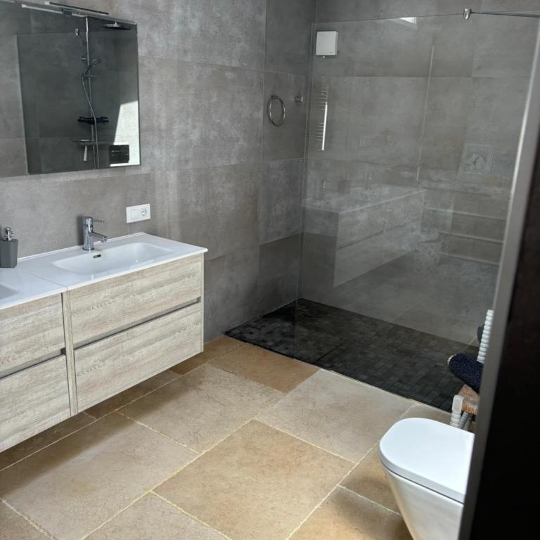 Casa Vida, your villa with panoramic sea views in Moraira. - Three-Bedroom Villa - 36