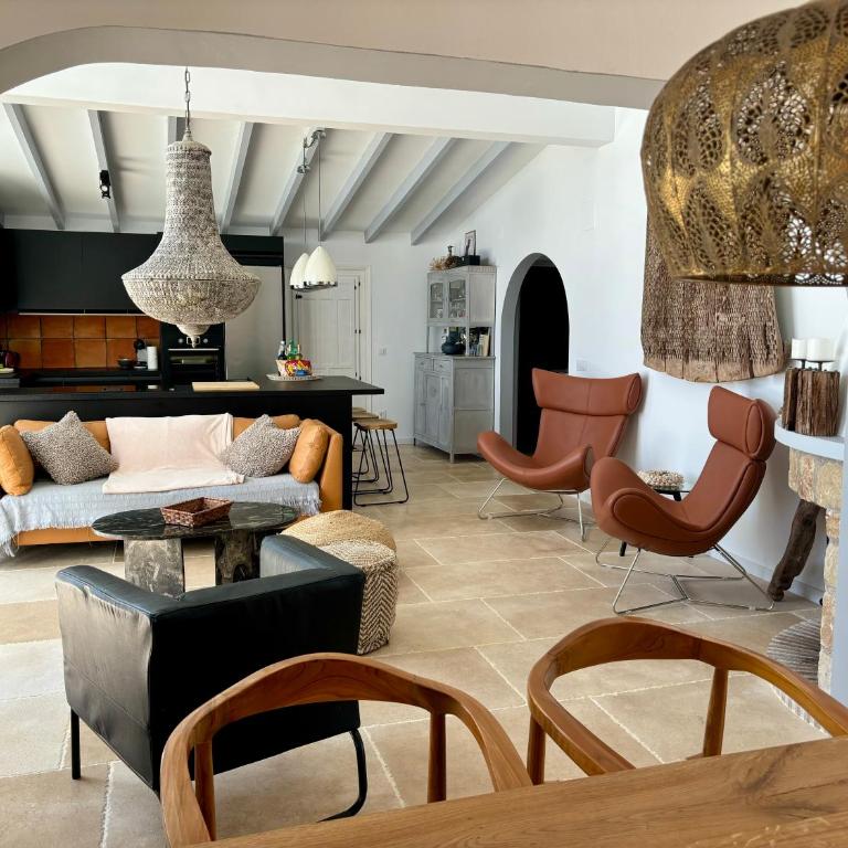 Casa Vida, your villa with panoramic sea views in Moraira. - Three-Bedroom Villa - 27