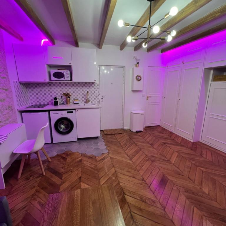 Studio de charme centre paris 10 min de république - Appartement 1 Chambre - 3