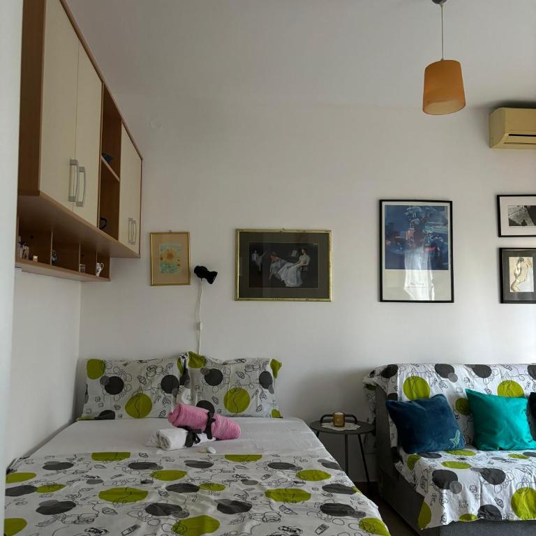 Orange studio - One-Bedroom Apartment - 3