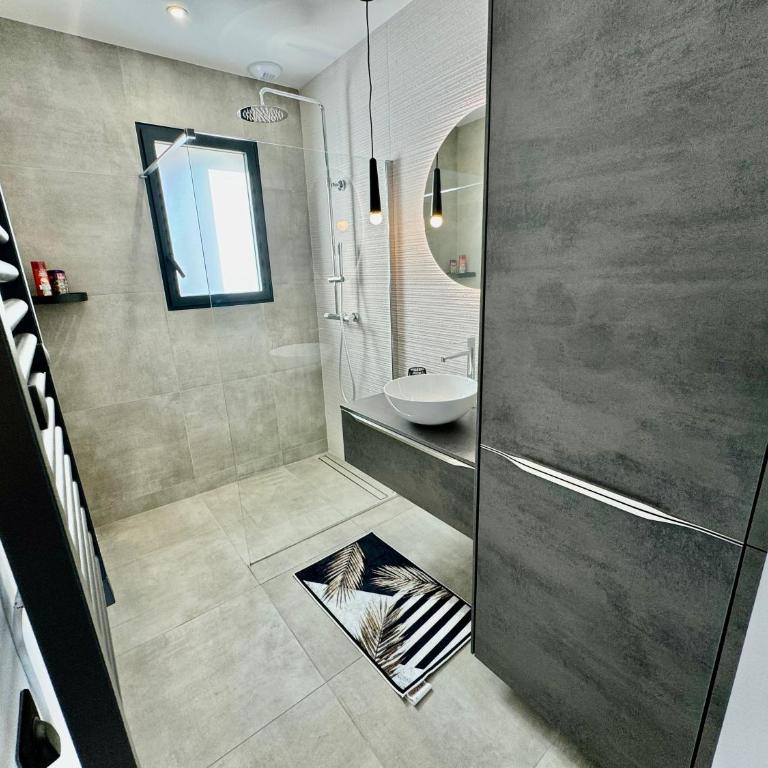 Villa Vanille Cap d Agde Luxe piscine chauffée 5 étoiles - Villa - 24