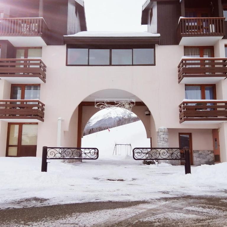 Appartement rénové en pleine montagne avec accès direct aux pistes - FR-1-181-2829 - Appartement - 13