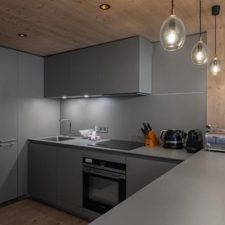 Appartement cosy au centre de Courchevel avec espace bien-être - FR-1-562-81 - Appartement - 5