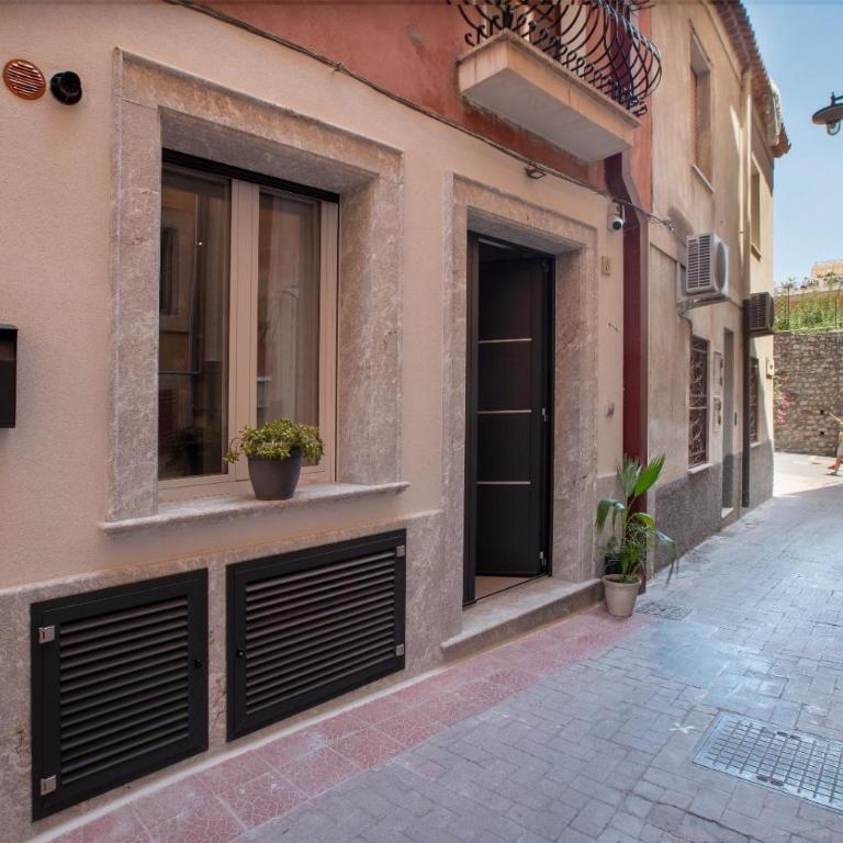 TaoZen Apartments - Suite Deluxe con Vasca Idromassaggio - 4
