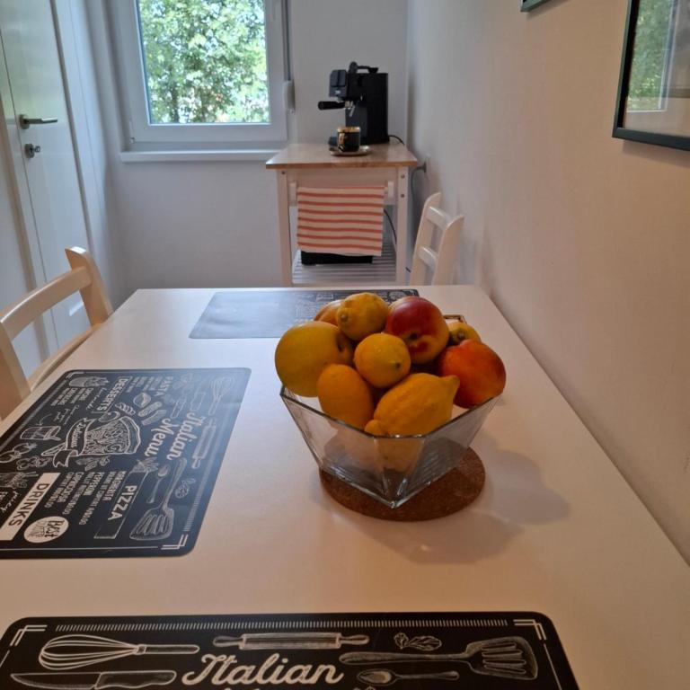 Babalina's Place - One-Bedroom Apartment - 11