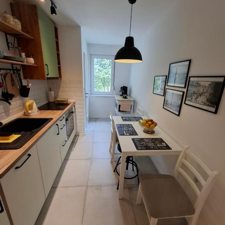 Babalina's Place - One-Bedroom Apartment - 7