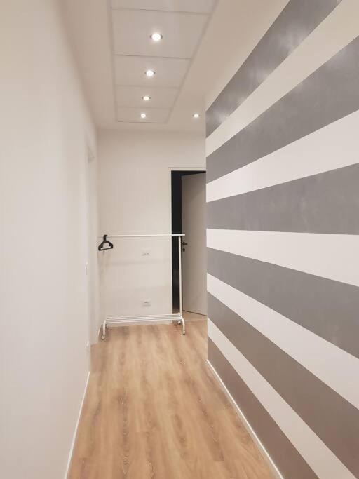 Bsuites trieste in centro storico con wifi - Monolocale Queen Deluxe - 5