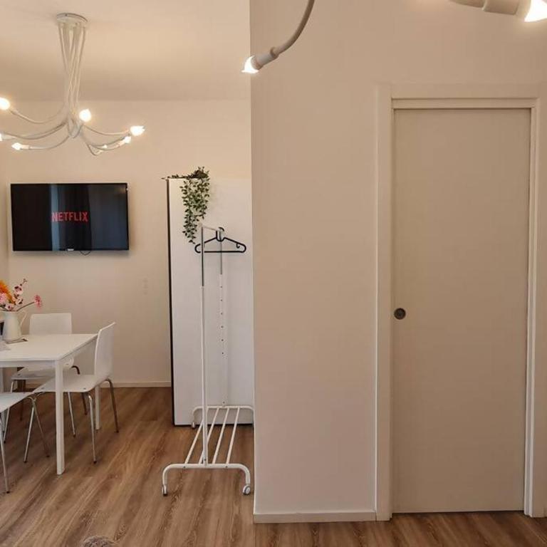 Bsuites trieste in centro storico con wifi - Monolocale Queen - 19