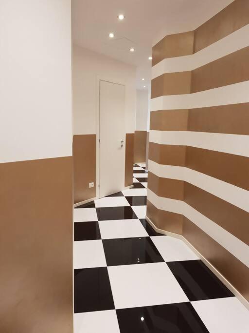 Bsuites trieste in centro storico con wifi - Monolocale con Balcone - 16