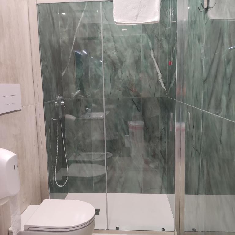 B & B My Family - Camera Familiare con Bagno Privato - 31