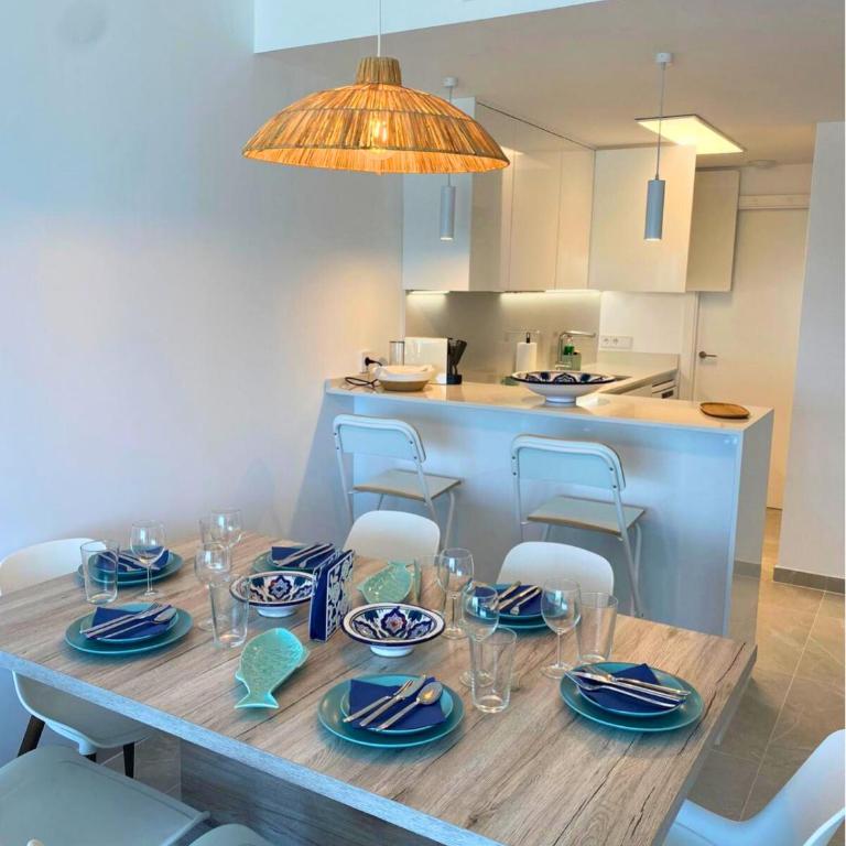 Karibuni - Marenia's Dream - Two-Bedroom Apartment with Sea View - 4