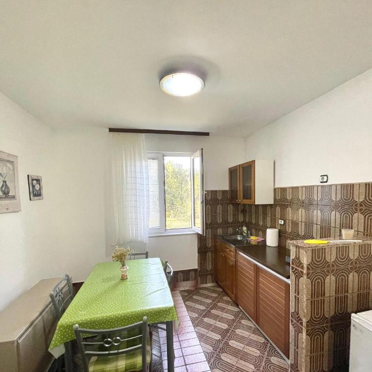 Apartmani Simonovic - Deluxe Double Room with Shower - 9
