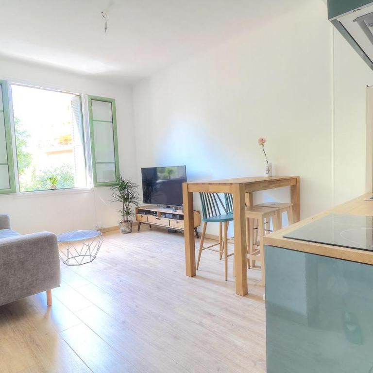 Joli appartement en bord de mer - Appartement 2 Chambres - 4