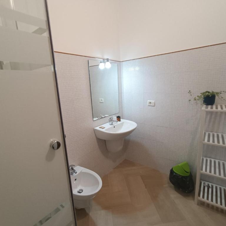 4Rooms Station House Bari - Appartamento - 13