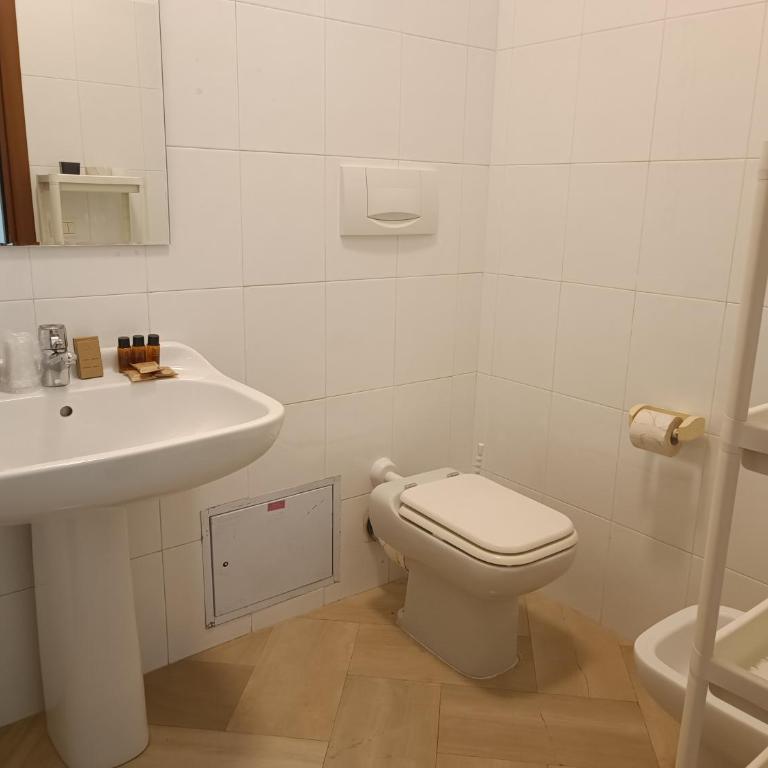 4Rooms Station House Bari - Appartamento - 24