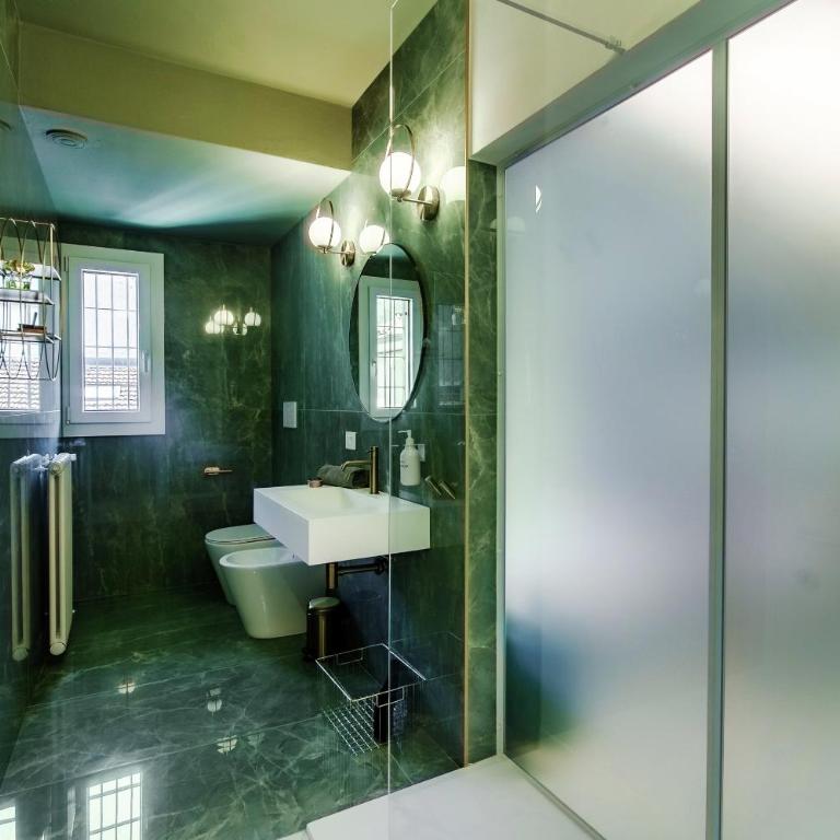 Sahara & Amazzonia Luxury Suites by "The House Of Travelers" - Camera Matrimoniale con Vasca Idromassaggio - 15