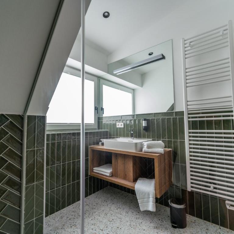das Ursprung - Triple Room with Private Bathroom - 8