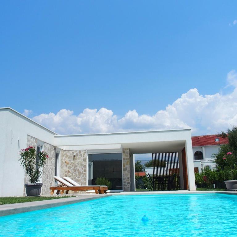 Holiday Home Lara - Three-Bedroom House - 28