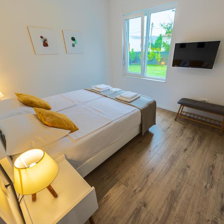 Holiday Home Lara - Three-Bedroom House - 3