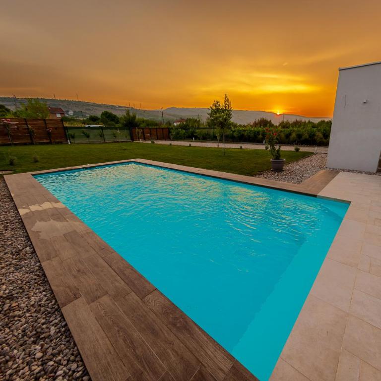 Holiday Home Lara - Three-Bedroom House - 2