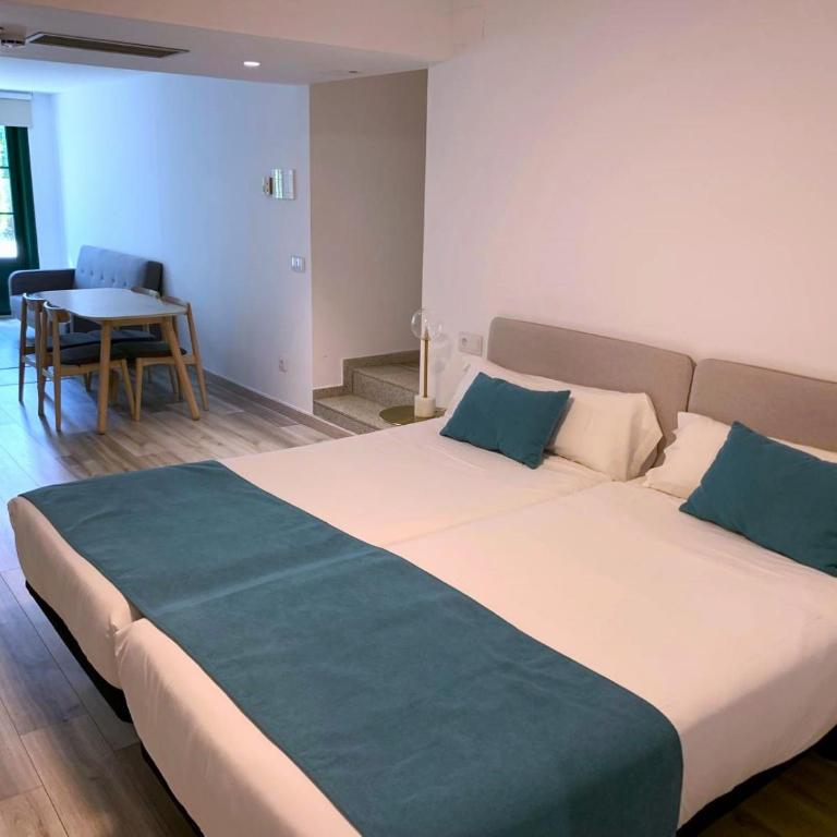 Hotel Pombal Rooms - Habitación Familiar - 6