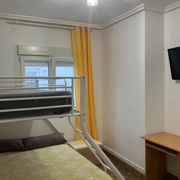 Virgen del Rio - Three-Bedroom Apartment - 5