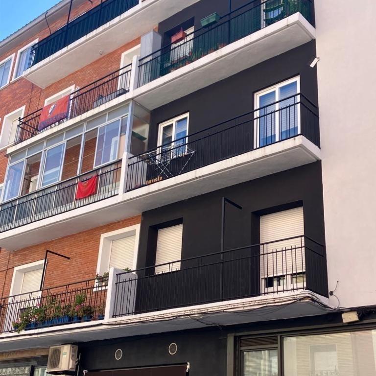 Virgen del Rio - Three-Bedroom Apartment - 7