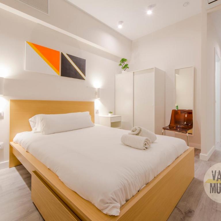 Magnífico Apartamento para 8pax en Calle Santa Ana - Three-Bedroom Apartment - 28