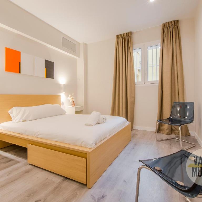 Magnífico Apartamento para 8pax en Calle Santa Ana - Three-Bedroom Apartment - 21